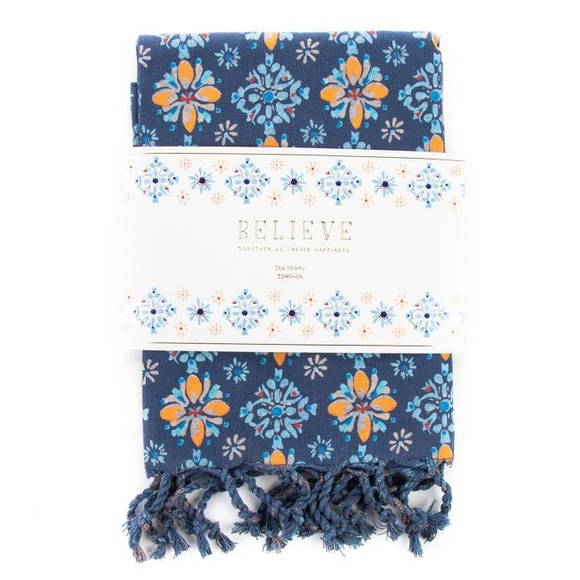 xoxo, dominique Other - XOXO, Dominique Navy Floral Tea Towel xoxo, dominique Other - XOXO, Dominique Navy Floral Tea Towel